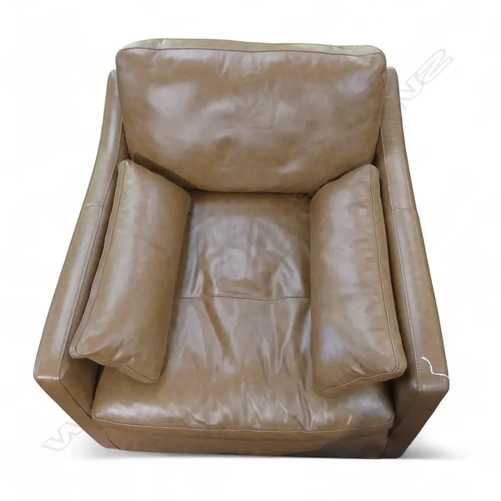 PR MODERN TAN LEATHER ARMCHAIRS 920x1100x850mm AS NEW Image 1++