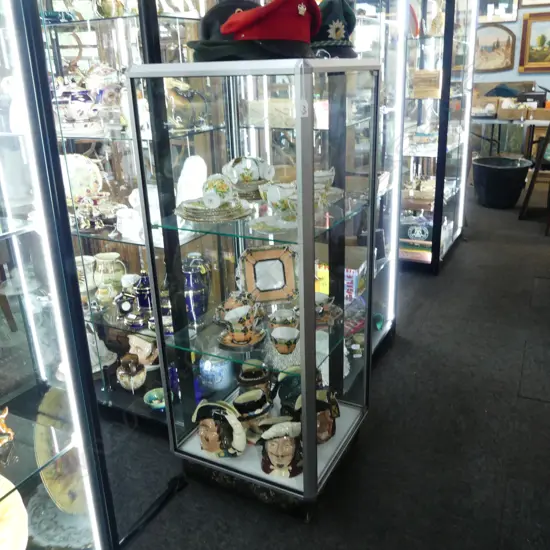 MODERN ALUMINIUM & GLASS  SHOP TOWER DISPLAY CABINET H1300 L530MM