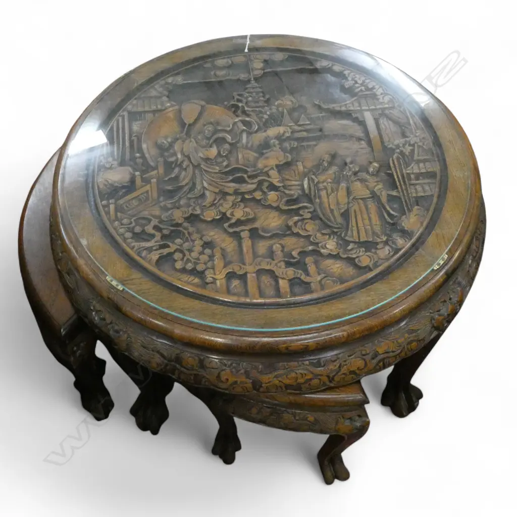 CARVED WOODEN ORIENTAL GLASS TOP COFFEE TABLE w. 4 QUARTER TABLES 800mm dia Image 1++