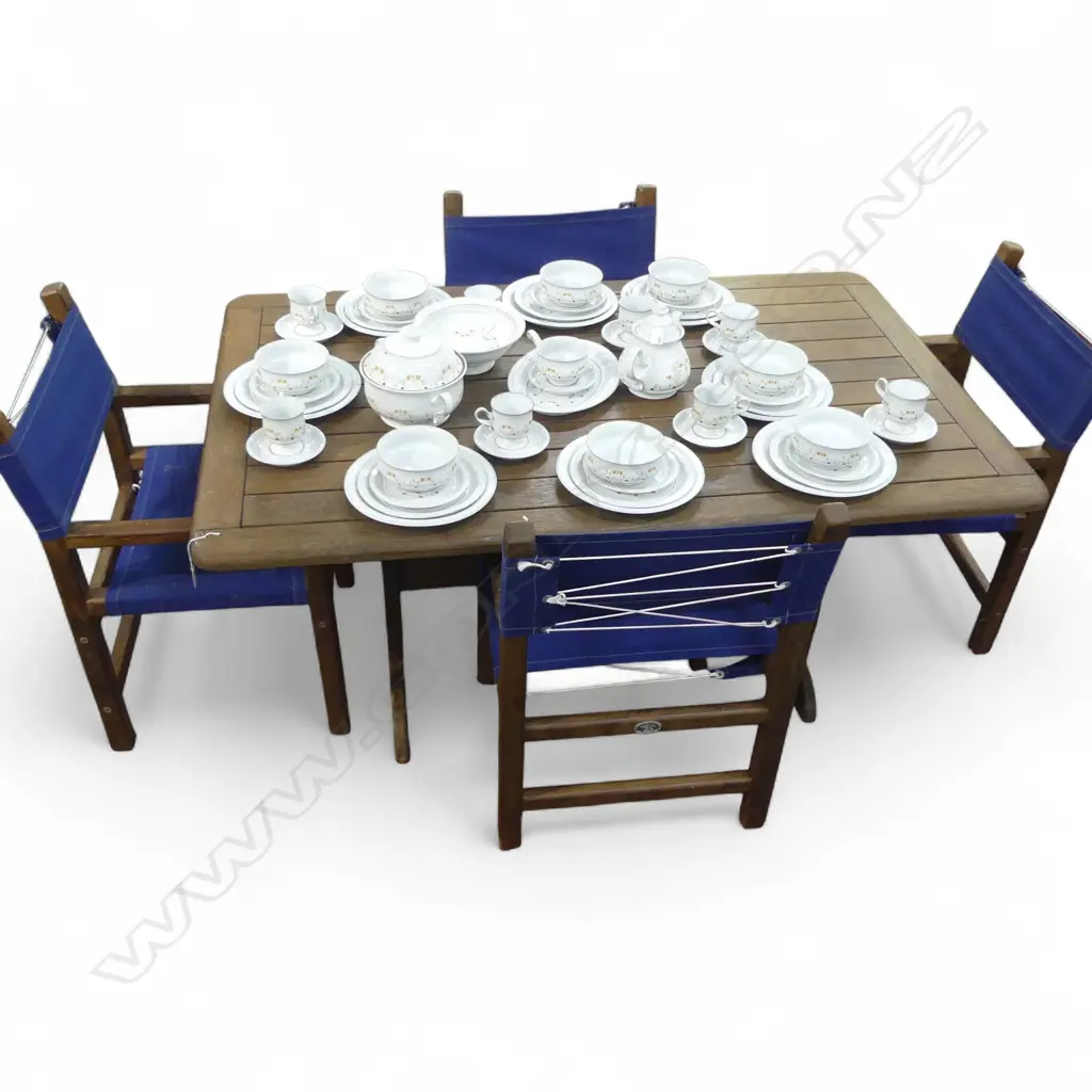 OUTDOOR TABLE + 4 CHAIRS 1610x1020x680mm Image 1++