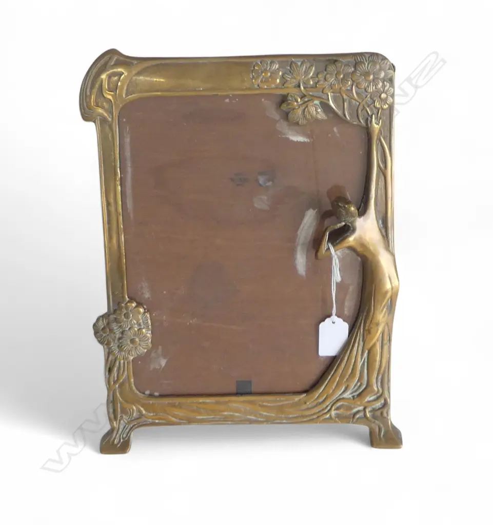 ART NOUVEAU STYLE BRASS PHOTO FRAME 340x260mm Image 1++