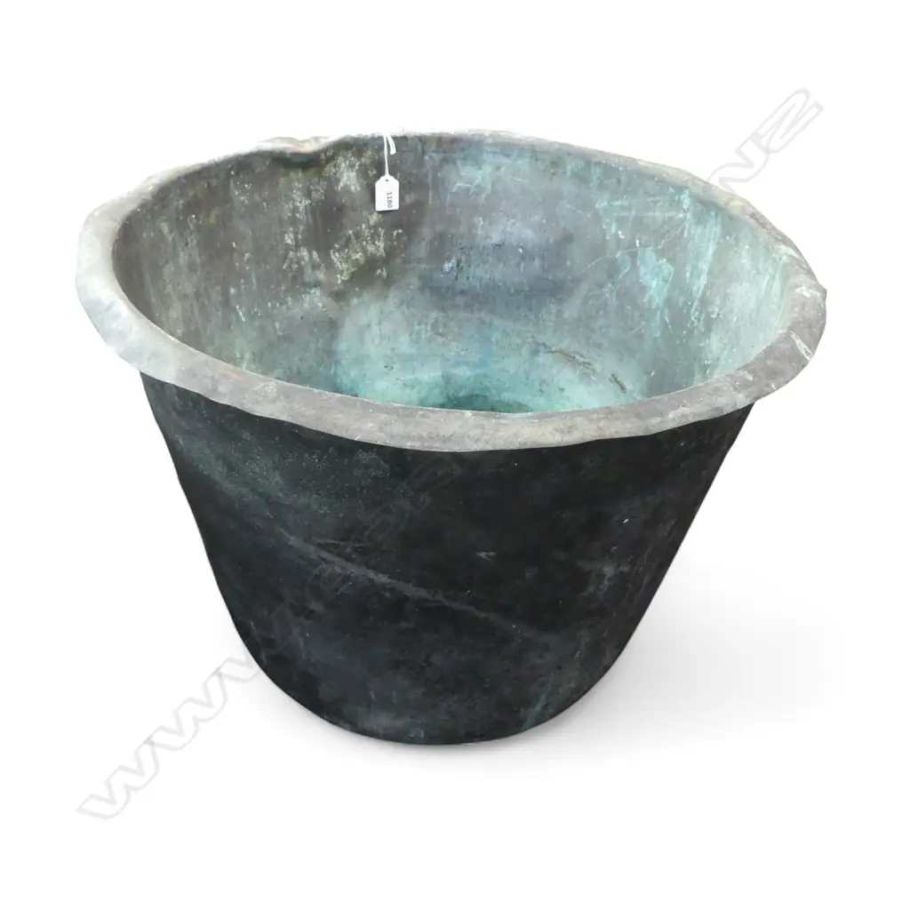 OLD COPPER LAUNDRY TUB / PLANTER H.430mm, 565mm dia - P. ANDERSON & CO MAKERS DUNEDIN Image 1++