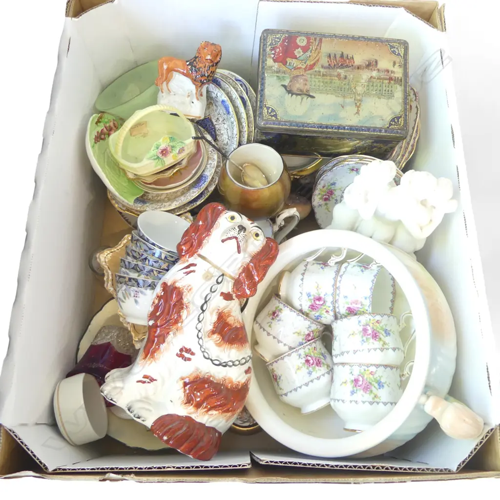 ASST. CHINA INCL. 2 PCES STAFFORDSHIRE (DOG & LION) ETC Image 1++