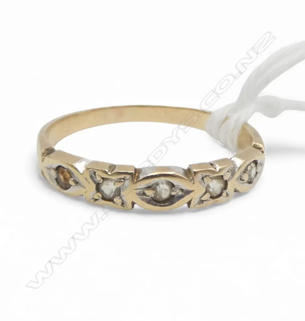 9CT Y/G SPINEL? ETURNITY RING, 1.4gms SIZE L Image 1++