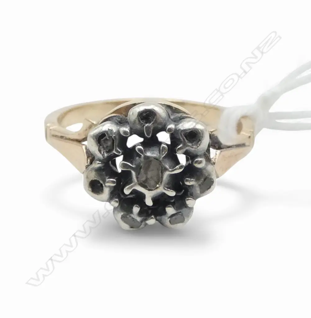 GEORGIAN 9CT GOLD AND OLD MINE CUT DIAMOND RING (3 missing stones) size N Image 1++