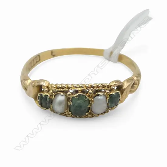 VICTORIAN 18CT GOLD EMERALD AND PEARL RING 1.74gms SIZE P