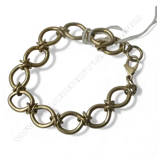 SILVER GILT CHAIN LINK BRACELET, HALLMARKED