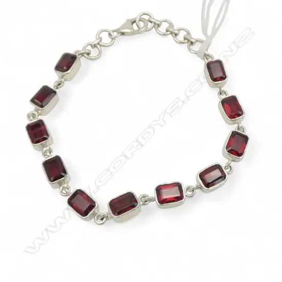 SILVER & GARNET BRACELET 