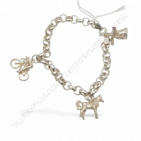 925 SILVER BRACELET w. 3 CHARMS (1 LOOSE) 21.9gms