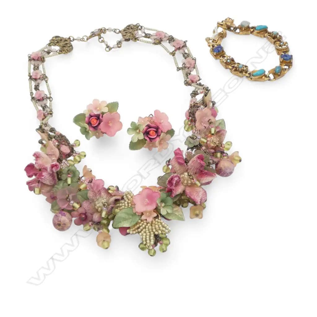 COLLEEN TOLAND COSTUME NECKLACE & PR EARRINGS + GP BRACELET w. FAUX STONES Image 1++
