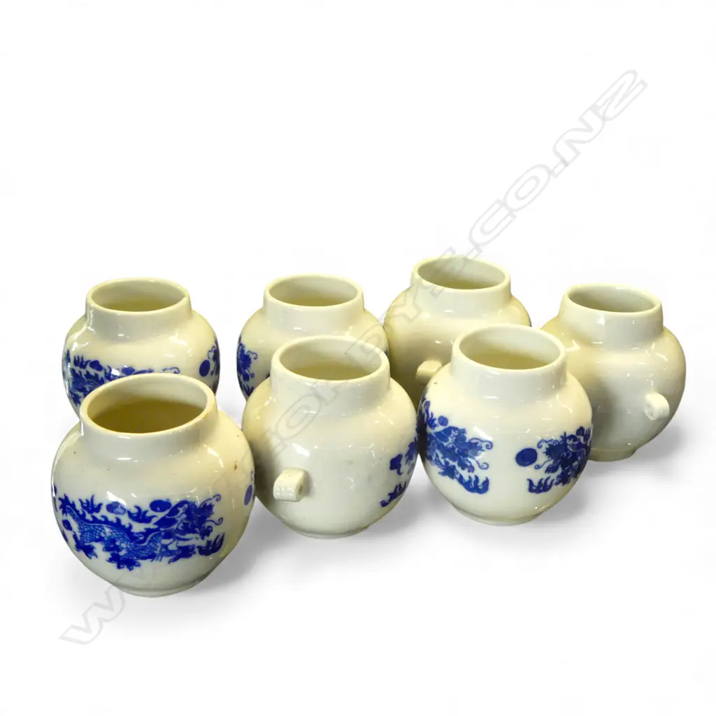 7 ORIENTAL B/W VASES H.60mm Image 1++