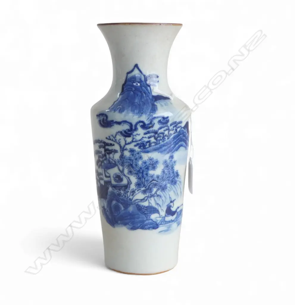 CHINESE B/W VASE, H.250mm Image 1++
