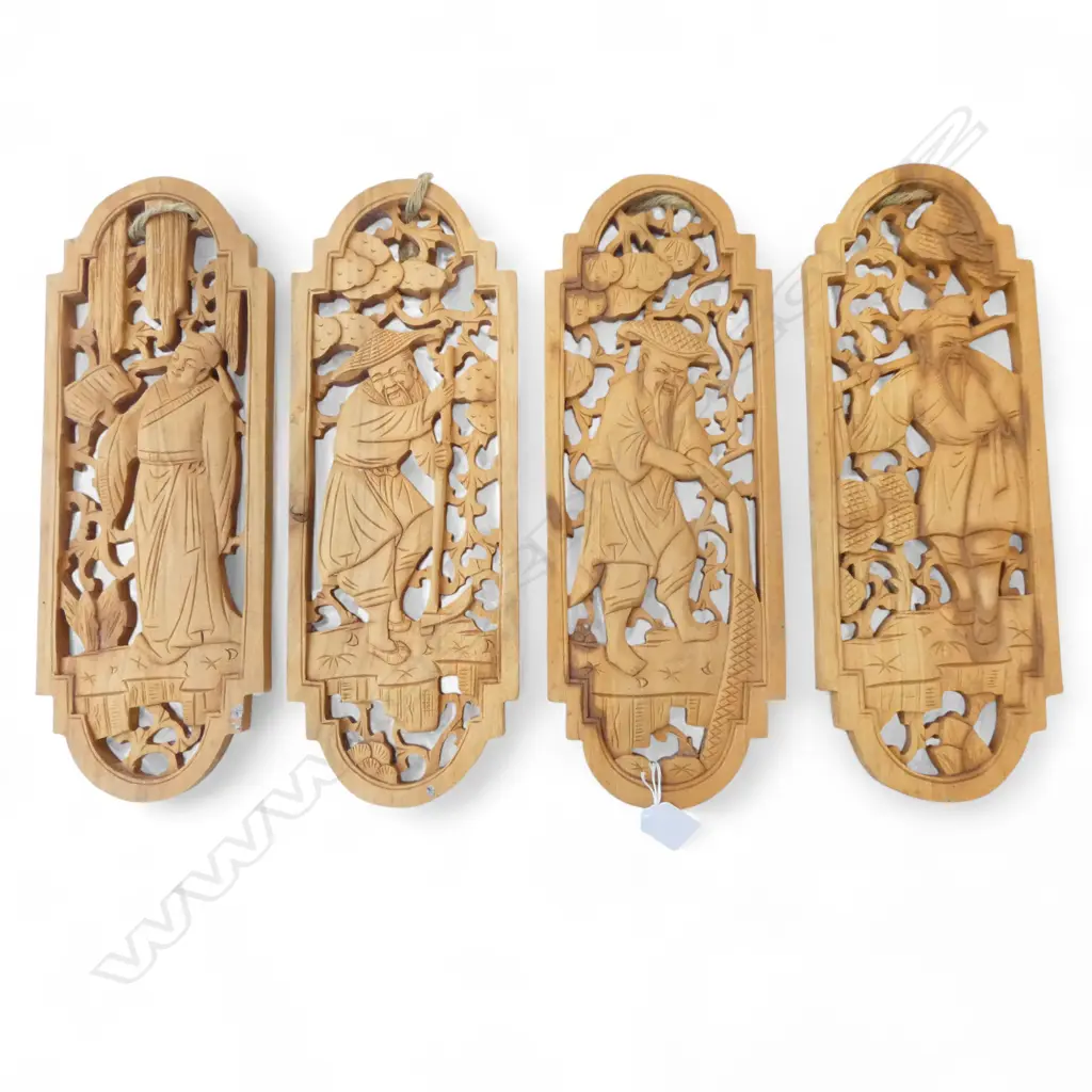 4 CHINESE CARVED WOOD PANELS L380MM Image 1++