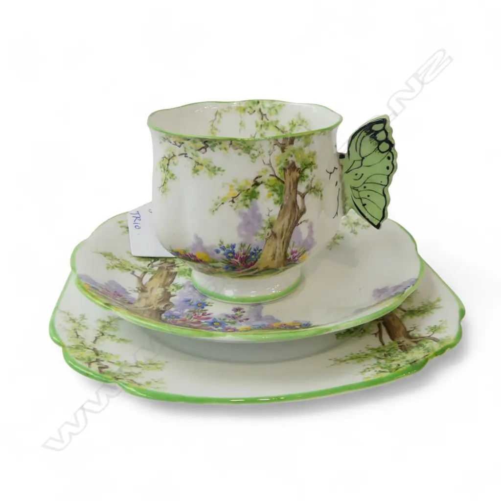 ROYAL ALBERT 'GREENWOOD TREE' TRIO w. BUTTERFLY HANDLE Image 1++