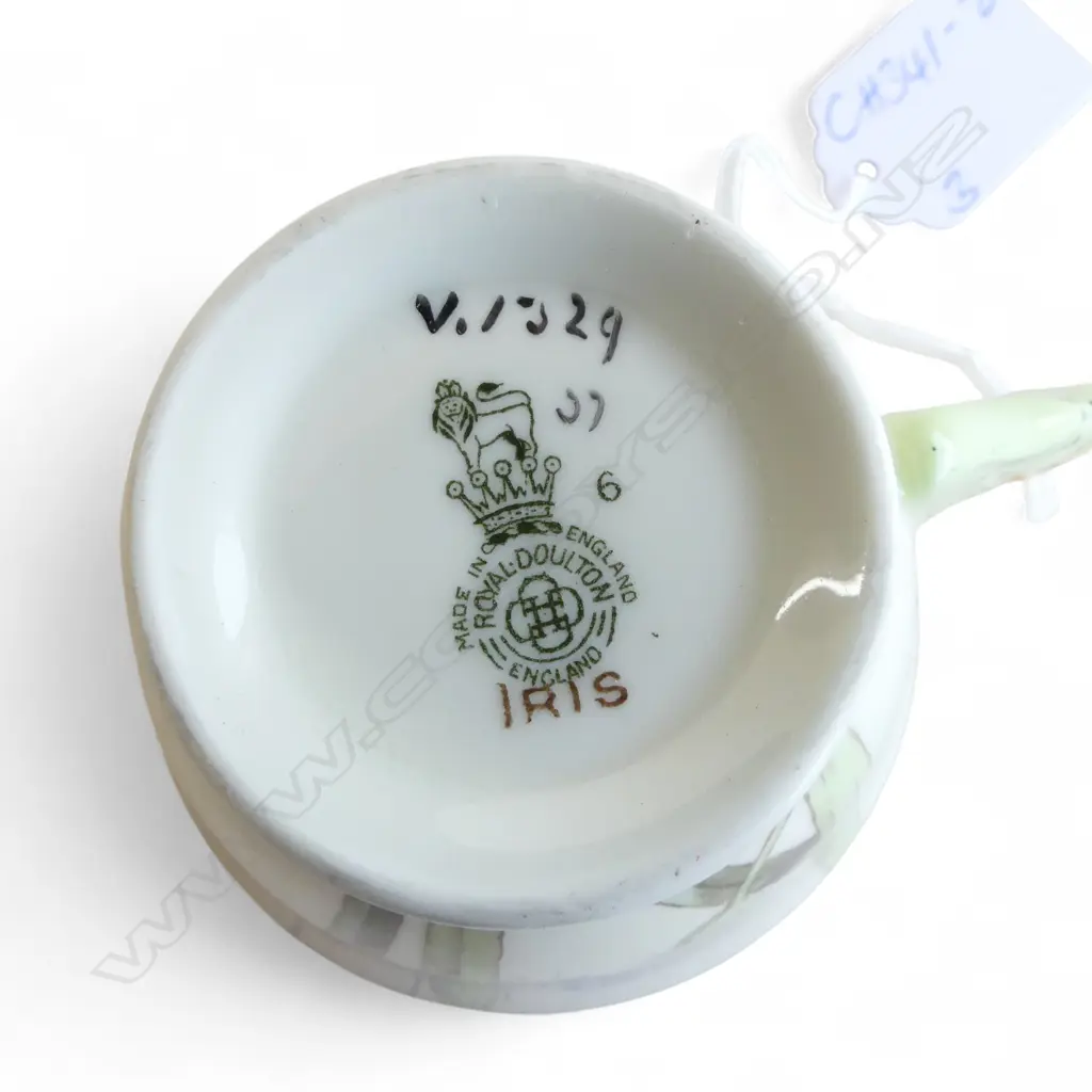 3 VINTAGE FANCY HANDLED CUPS & SAUCERS: 1 R/Albert w butterfly. 1 R/Doulton w iris + flower head w plate  Image 1++