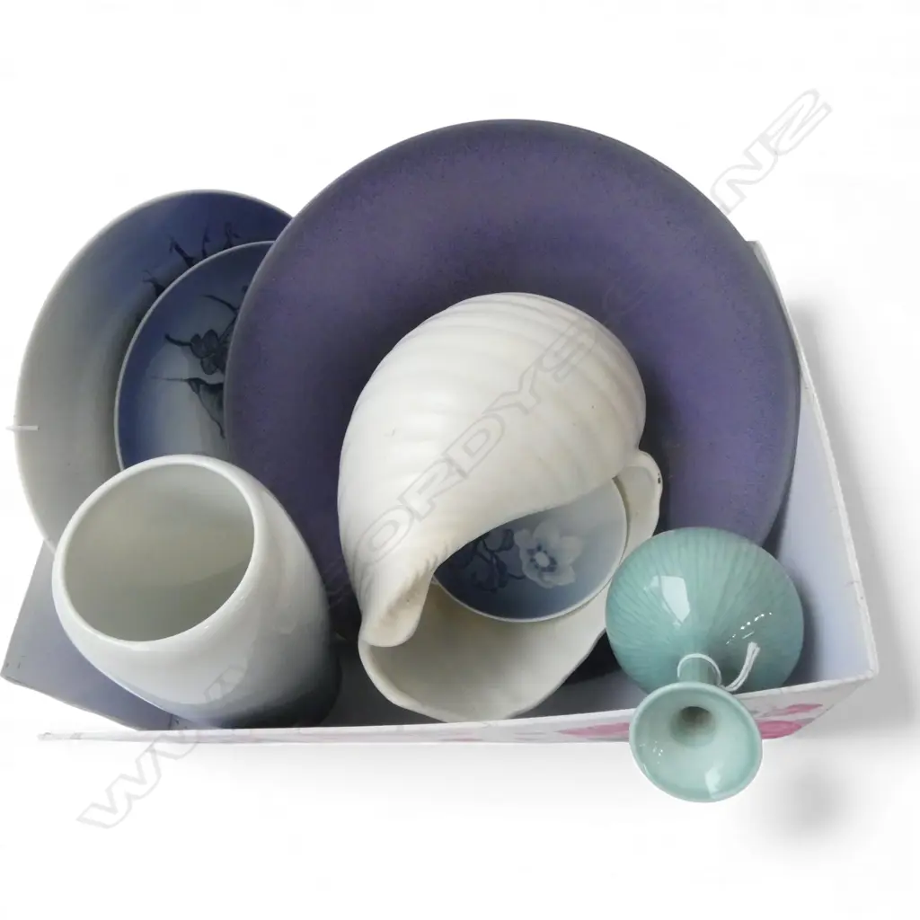 6 SCANDINAVIAN CERAMICS, WEDGWOOD SHELL, STUDIO POTTERY PURPLE BOWL 270mm dia Image 1++