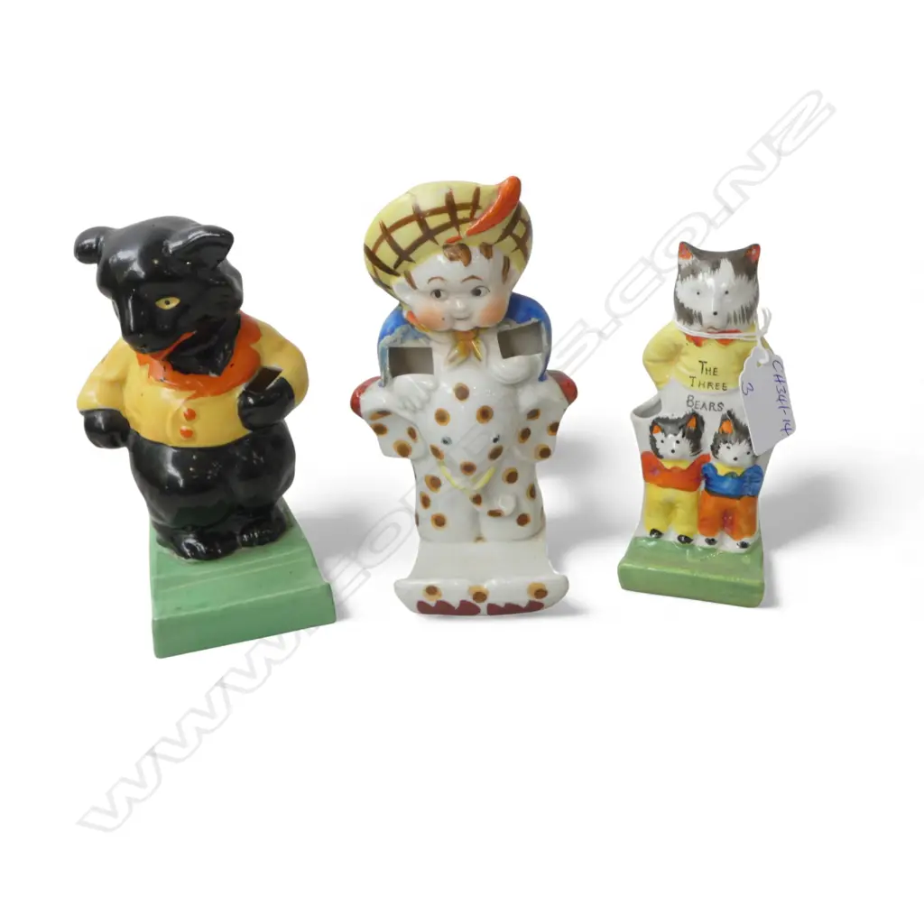 3 NOVELTY VINTAGE FLAT BACK TOOTH BRUSH HOLDERS: 'The Three Bears' + black bear + spotted elephant boy Image 1++