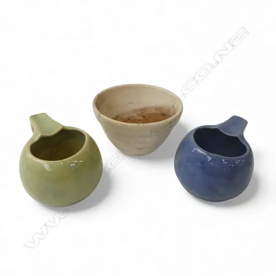 2CROWN LYNN SHAVING MUGS + MIXING BOWL H85mm faults