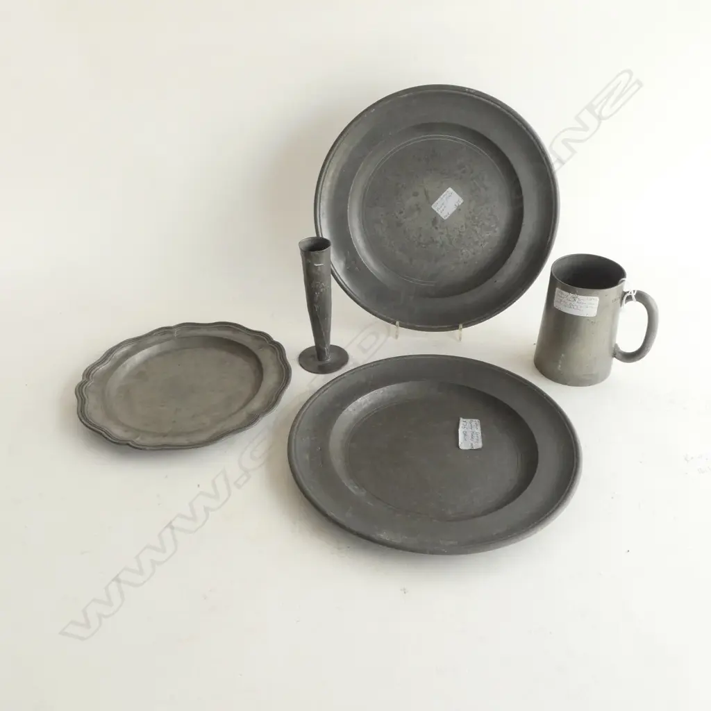 5 ANTIQUE PEWTER PCS; 2 JOHN SOMERS PLATES, EARLY VICTORIAN PINT & TUDRIC POSY VASE Image 1++