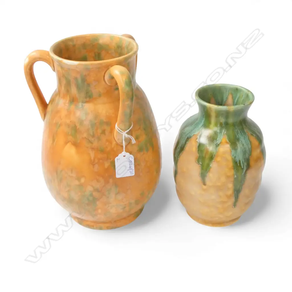 2 ENGLISH VASES, SHORTER w. SLIGHT CHIP TO BASE H.255 / 185mm Image 1++