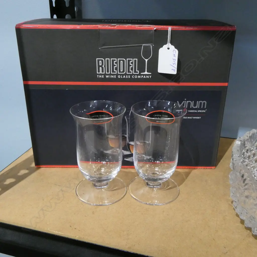 PAIR RIEDEL SINGLE MALT WHISKY CRYSTAL GLASSES AS NEW IN BOX, H.113MM Image 1++
