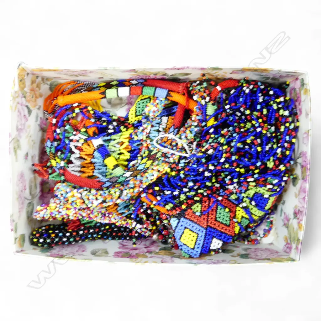AFRICAN BEADED JEWELLERY Image 1++