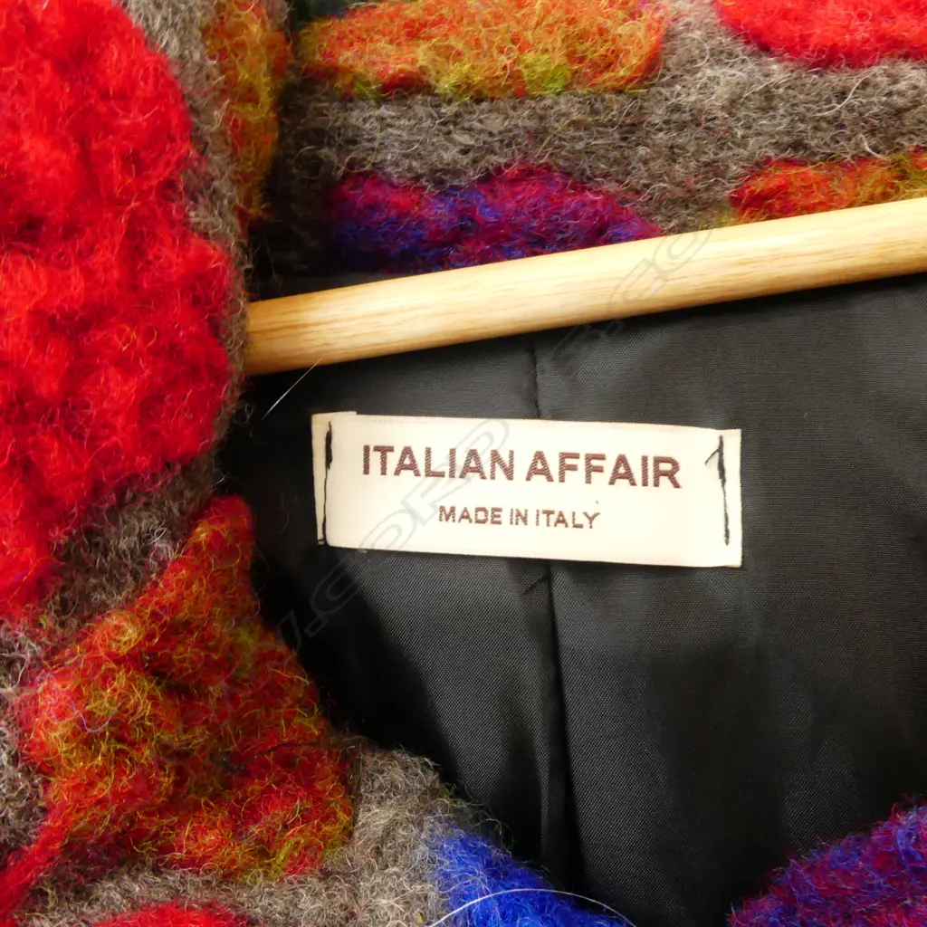 'ITALIAN AFFAIR' WOMENS WOOL COAT, SIZE SMALL, MADE IN ITALY Image 1++