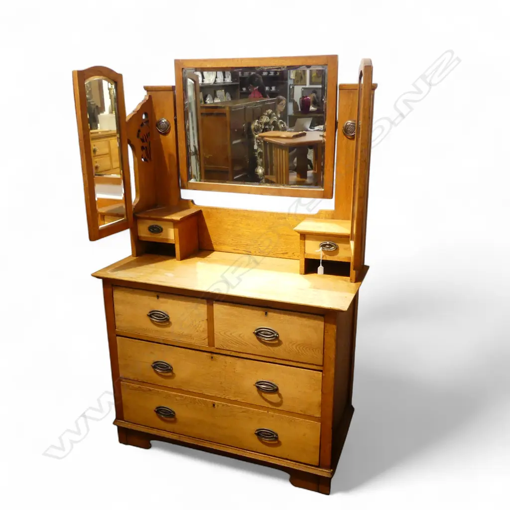 OAK DRESSER 1070x500x1585mm Image 1++