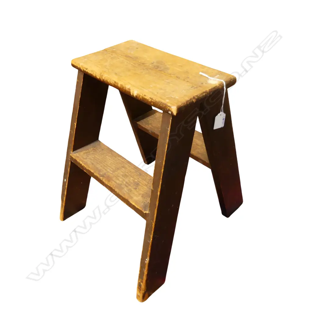 VINTAGE KITCHEN STEP STOOL H.430mm Image 1++