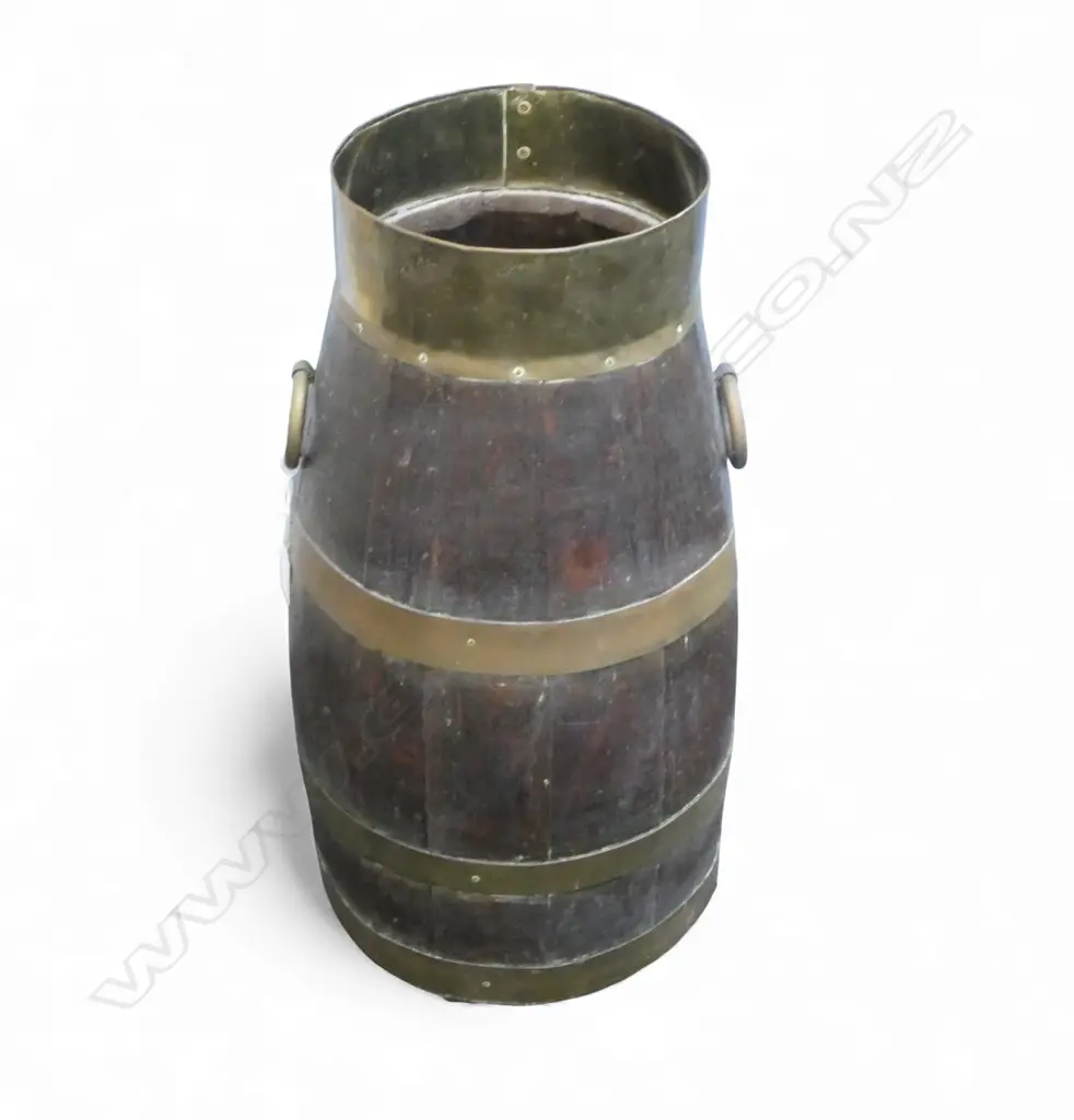 OAK BARREL w. BRASS TRIM H.500mm Image 1++