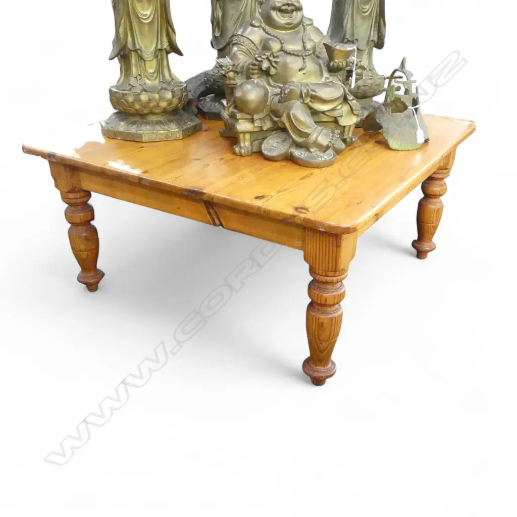 COFFEE TABLE 985x995x490mm Image 1++