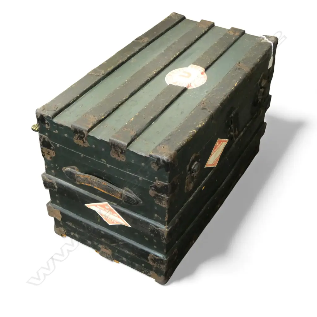 VINTAGE SHIPS TRUNK 720x440mm Image 1++