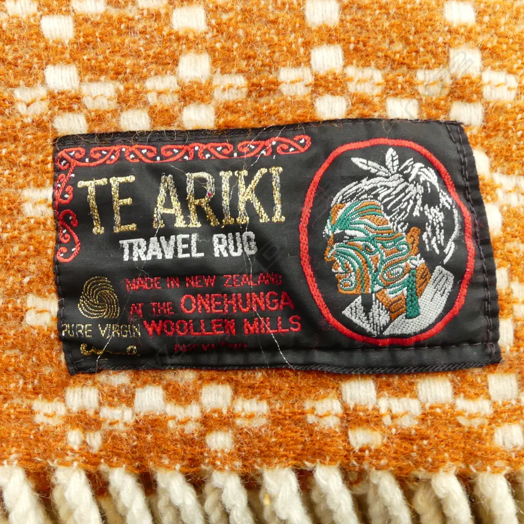 ONEHUNGA WOOLLEN MILLS 'TE ARIKI' TRAVEL RUG Image 1++