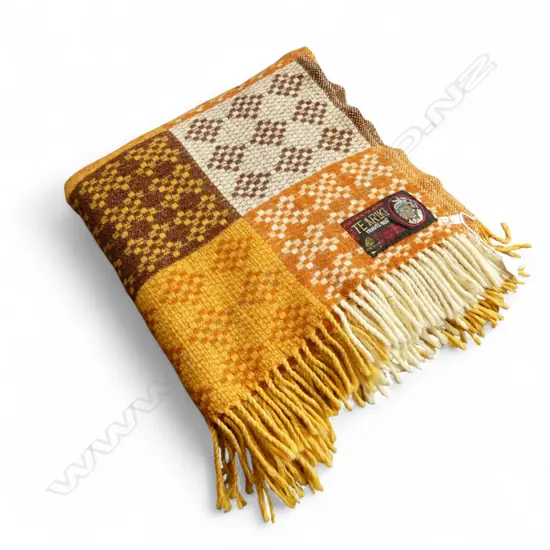 ONEHUNGA WOOLLEN MILLS 'TE ARIKI' TRAVEL RUG