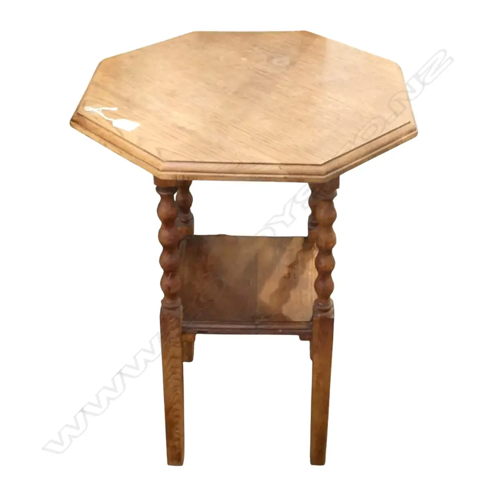 SMALL OAK TABLE H.725mm Image 1++