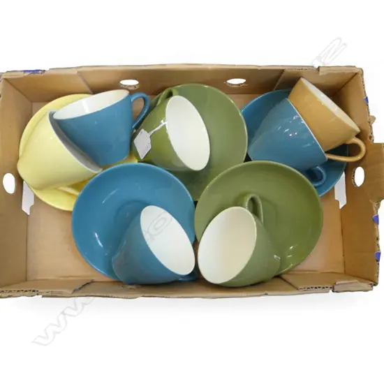 SEVEN CROWN LYNN COLOUR GLAZE CUPS & SAUCERS 14PC