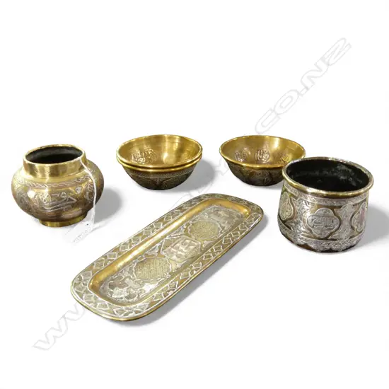 6 PCES MIDDLE EASTERN COPPER; 3 BOWLS, 2 VASES, TRAY W.265mm