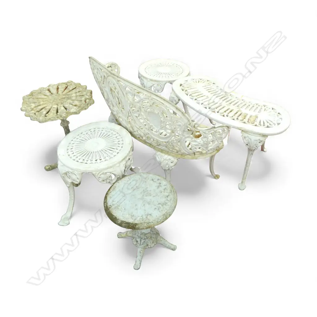 6 PCES WHITE METAL OUTDOOR FURNITURE; SETTEE W.960mm, PR STOOLS & TABLE + OTHER TABLES Image 1++