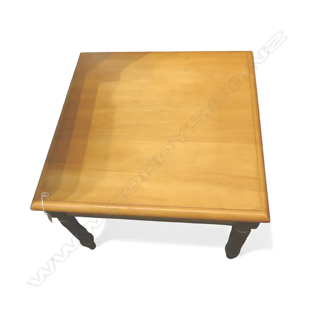 SOUTH AFRICAN IMBUIA COFFEE TABLE 605x605x460mm Image 1++