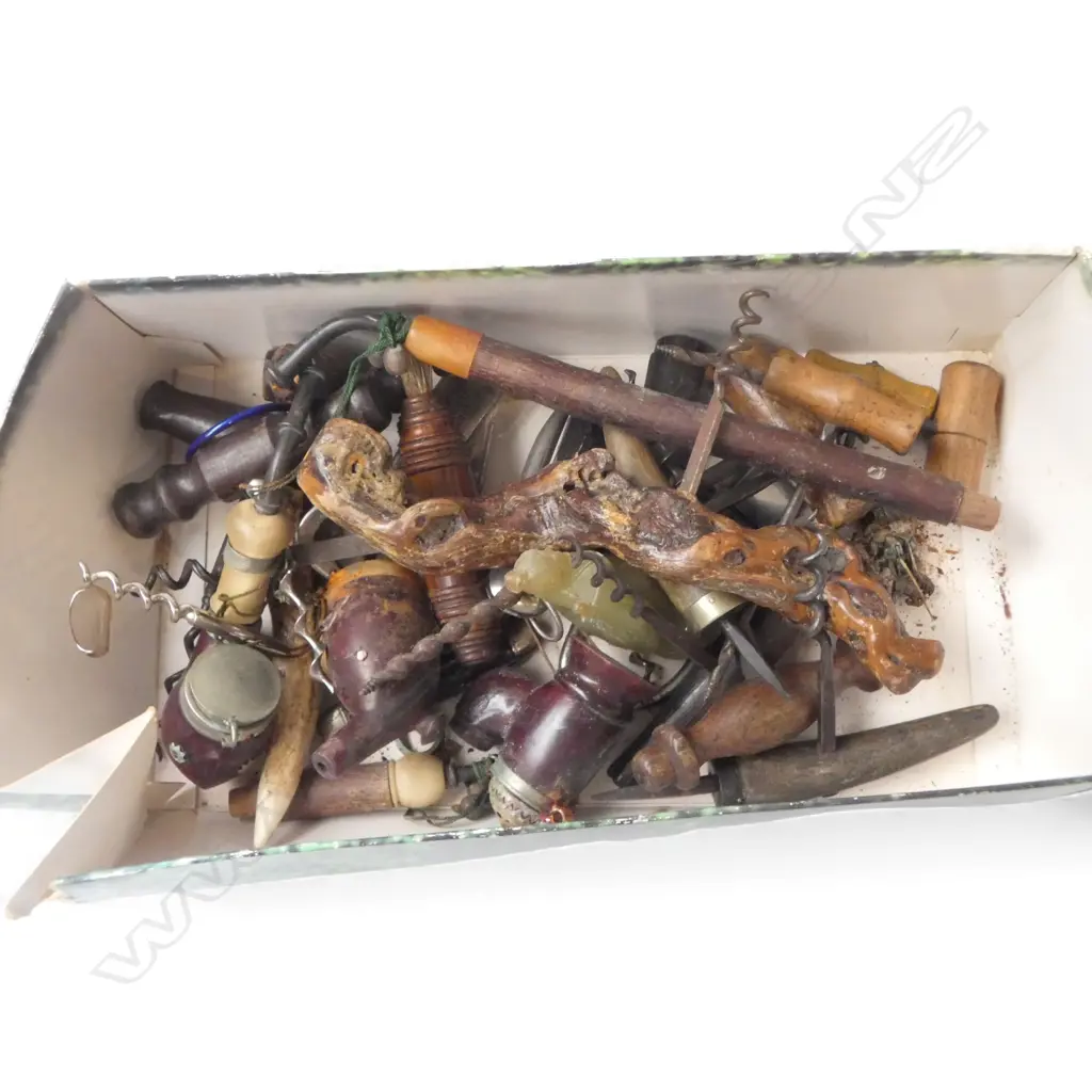 ASST. VINTAGE CORKSCREWS, BOTTLE OPENERS, ORIENTAL PARASOL faults etc Image 1++