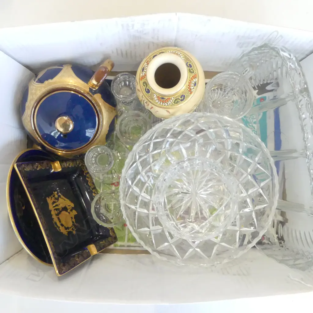 BOX LOT CRYSTAL GLASS & BLUE CHINA Image 1++