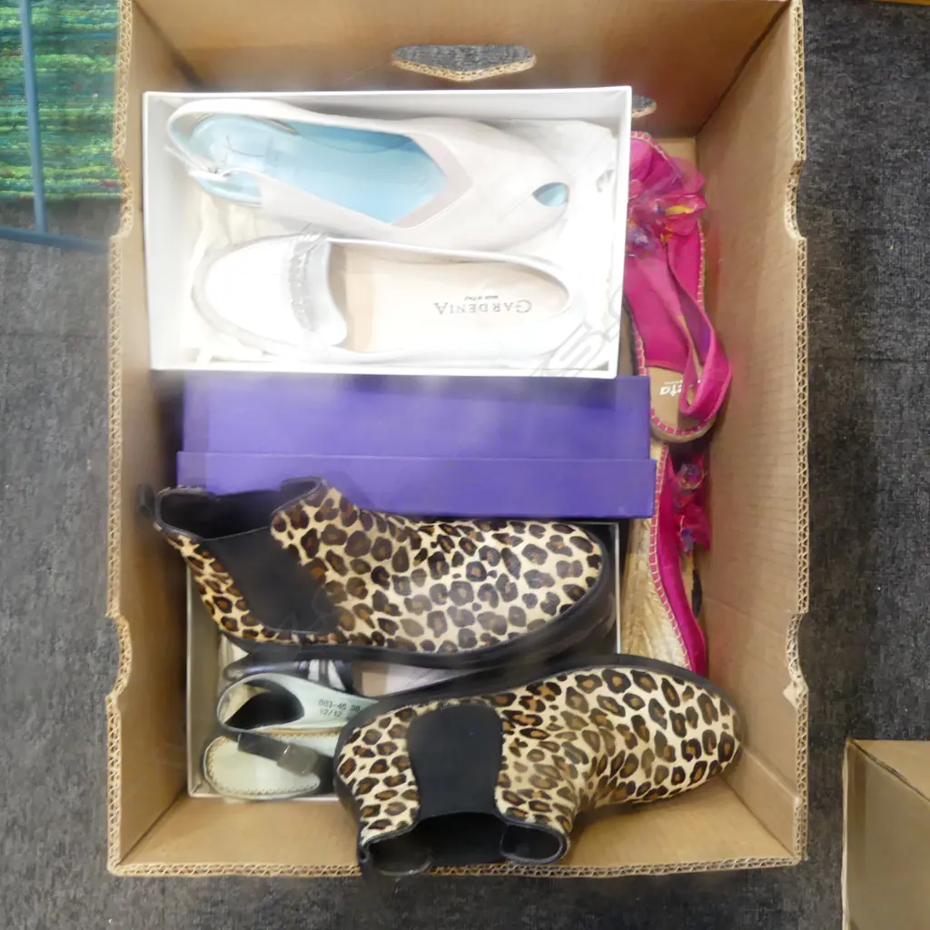 7 PRS WOMENS SHOES; SIZE 38  Image 1++