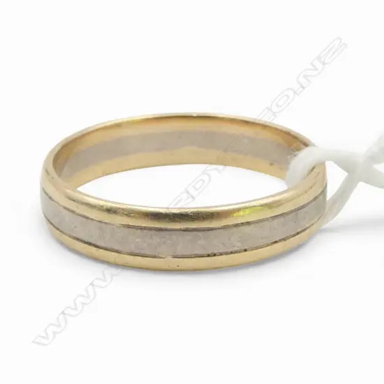 9ct banded YELLOW & WHITE GOLD BAND RING 3.88gms SIZE T