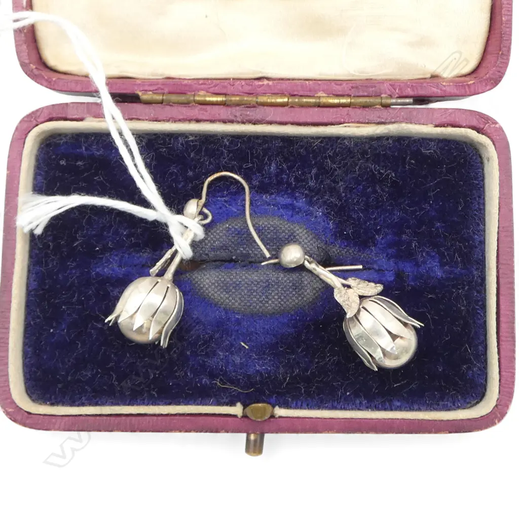 PR DESIGNER SILVER DROP FLOWER HEAD EARRINGS w hoops for pierced ears. In box Image 1++