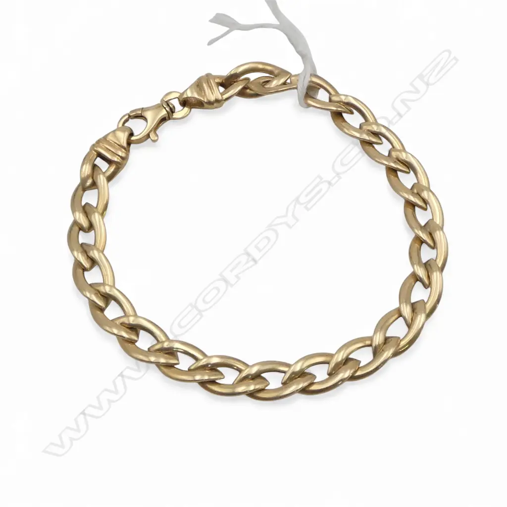 9ct GOLD CURB LINK BRACELET 7gms Image 1++