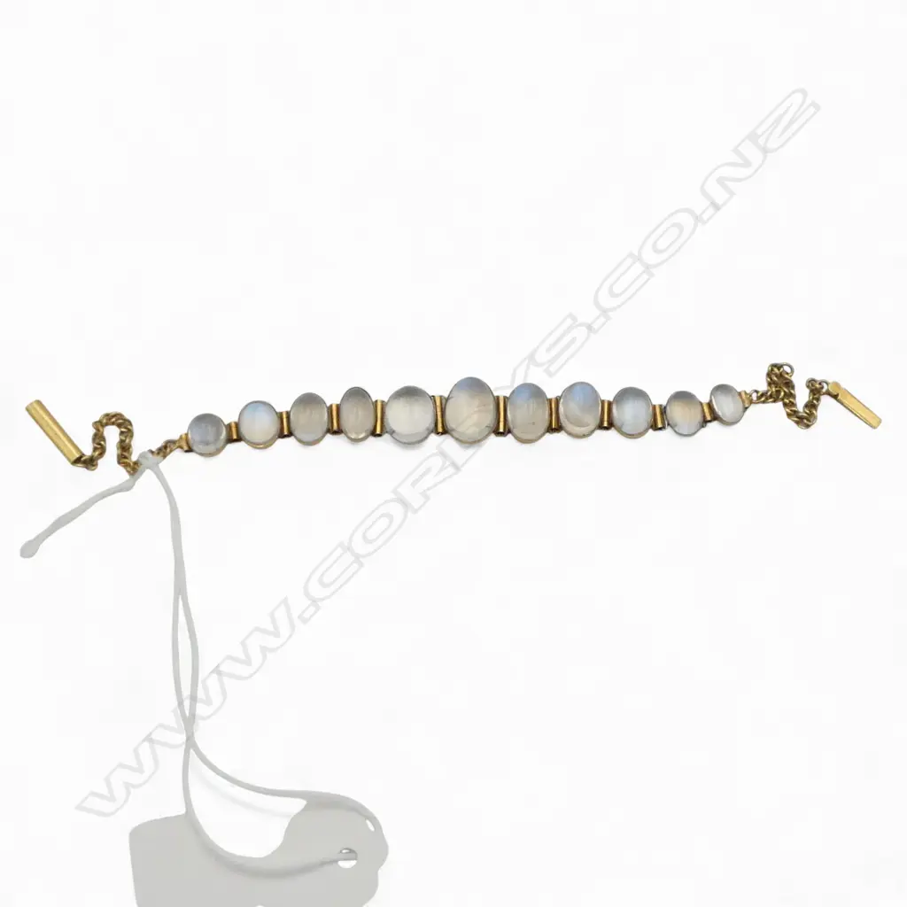 9ct GOLD & MOONSTONE BRACELET 7.6gms 1 connection broken Image 1++