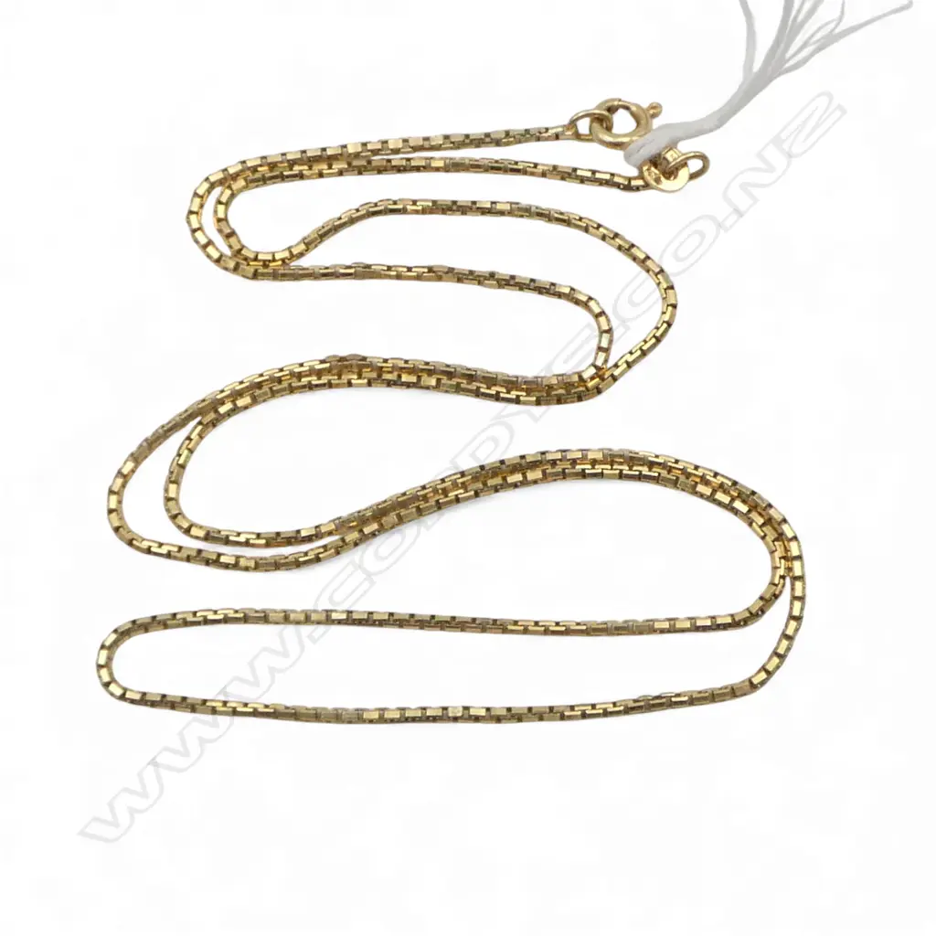 14ct YELLOW GOLD BOX LINK NECK CHAIN L.560mm 7.33gms Image 1++