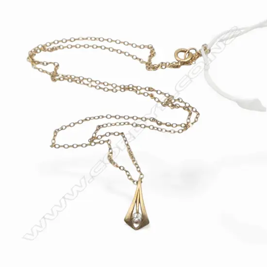 9ct GOLD fine rope NECKLACE with DIAMOND PENDANT 1.3gms