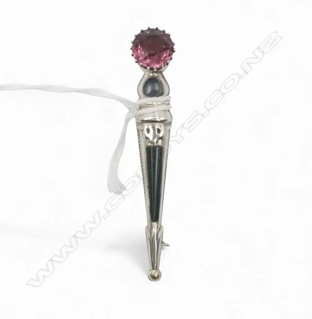 Vintage Scottish silver & agate dirk dagger brooch amethyst to top Image 1++