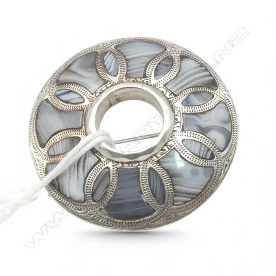 Vintage silver & radiating grey blue pale agate set brooch Dia.40mm